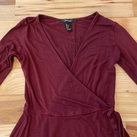Forever 21 faux wrap dress cranberry burgundy size small - Picture 2 of 4